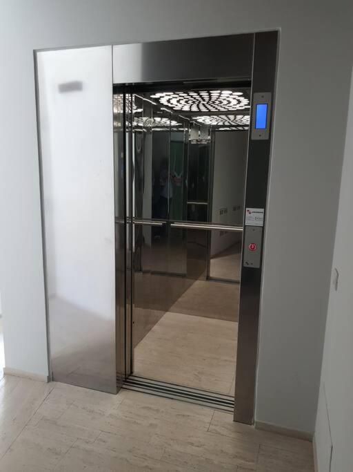 La Finestra Sul Porto Apartment Ancona Luaran gambar