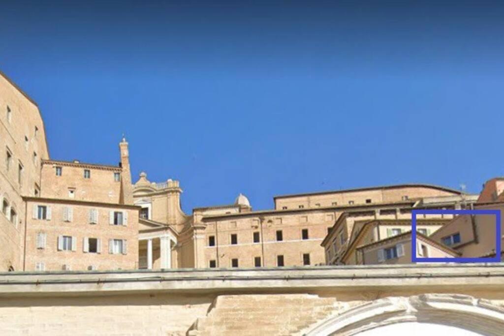 La Finestra Sul Porto Apartment Ancona Luaran gambar